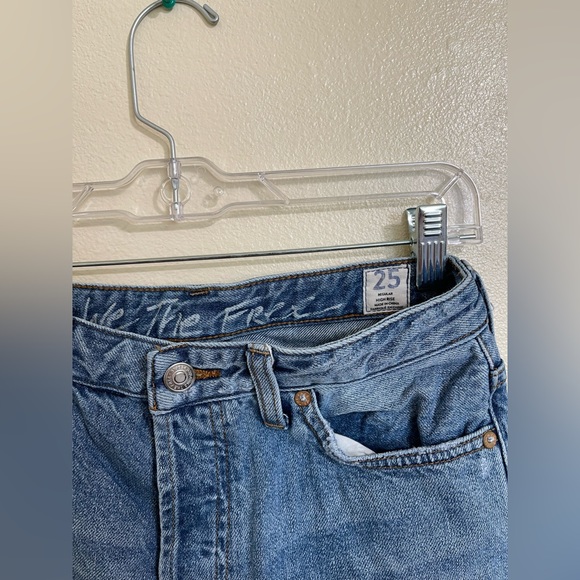 We The Free Regular High Rise Jean Size 25 - Picture 3 of 3